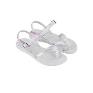 NEW IPANEMA girls' cross strap sandal in pearly white